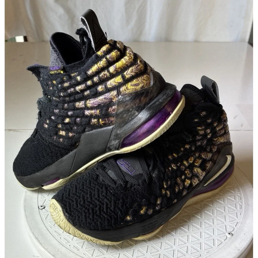 Nike Lebron XVII 17 Size 4.5Y Black Eggplant BQ5594 004 Sneakers Worn (S1)